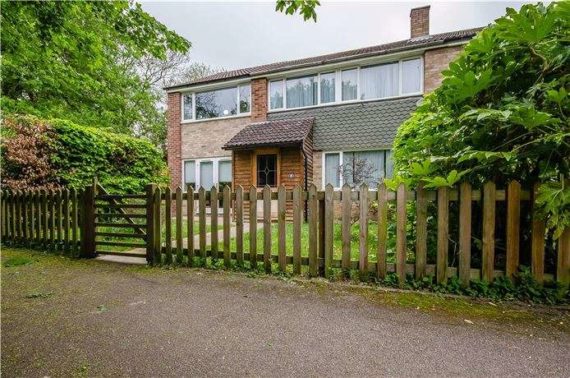 5 Bedroom End of Ter...